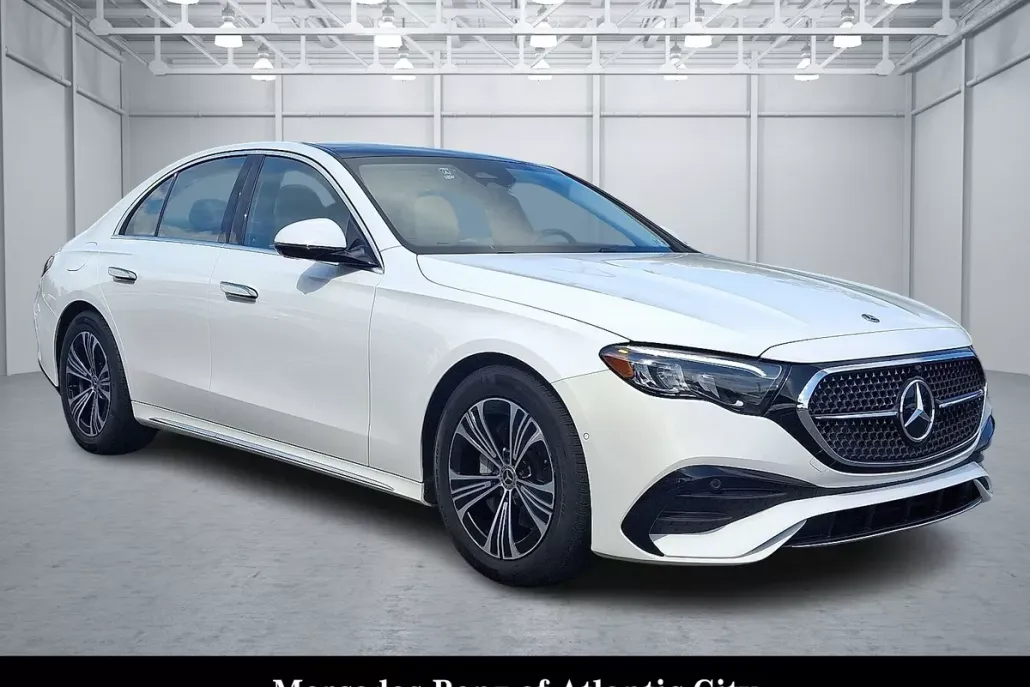 2024 Mercedes Benz E 350 photo 1
