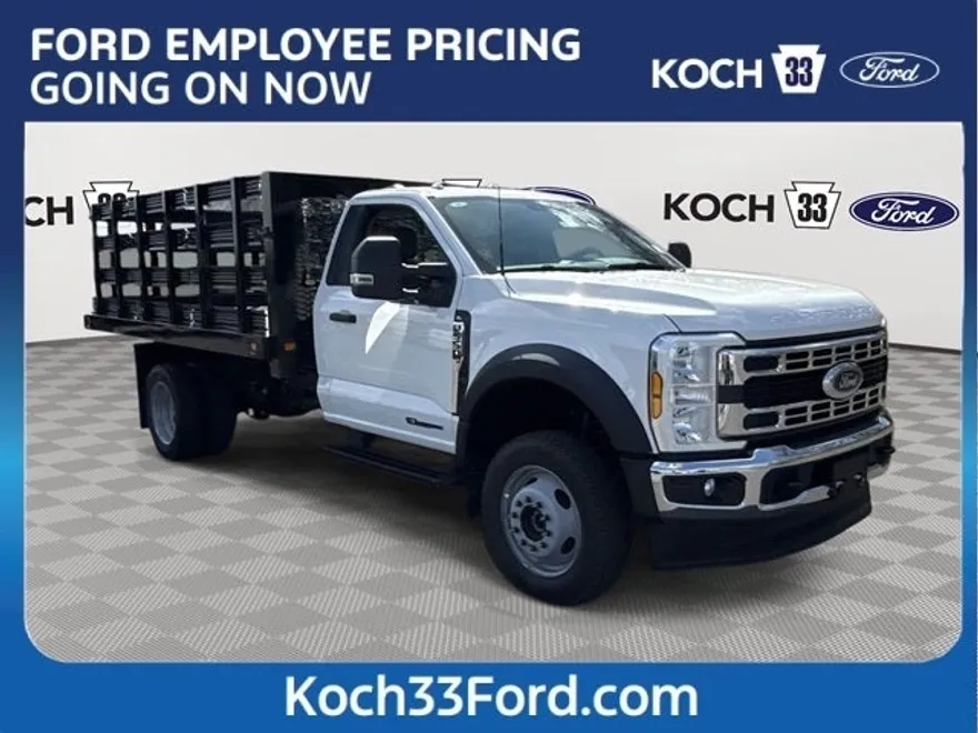 2024 Ford F-550 photo 1