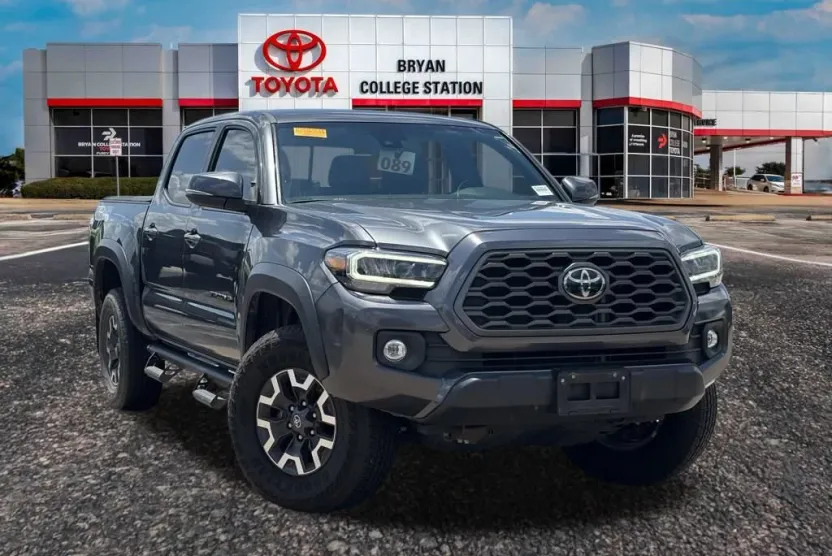 2021 Toyota Tacoma TRD Off-Road V6 4x4 photo 1
