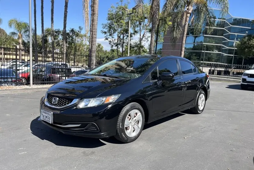 2015 Honda Civic LX photo 1