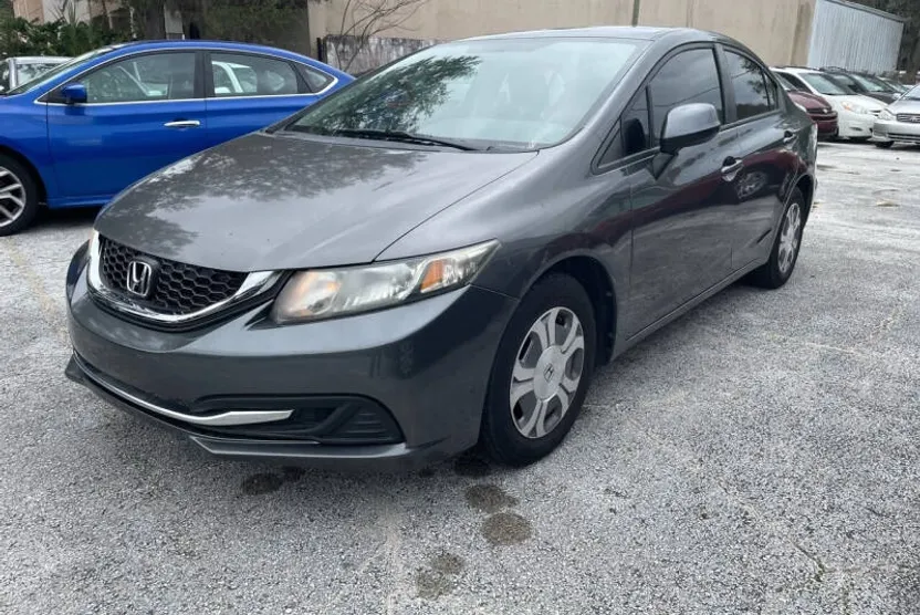 2013 Honda Civic LX photo 1