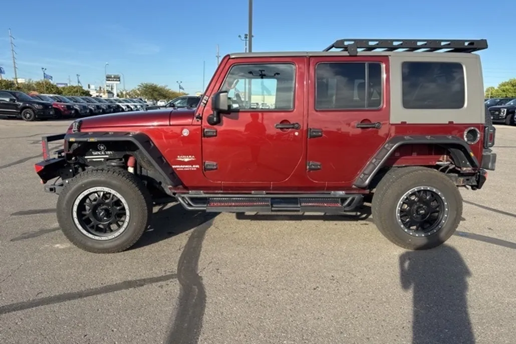 2008 Jeep Wrangler Unlimited Sahara photo 1