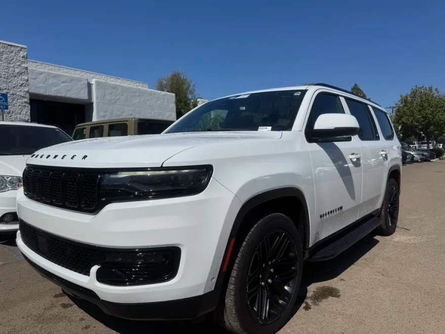 2022 Jeep Wagoneer Series II photo 1
