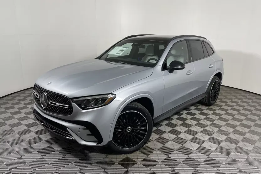 2026 Mercedes Benz GLC 300 photo 1