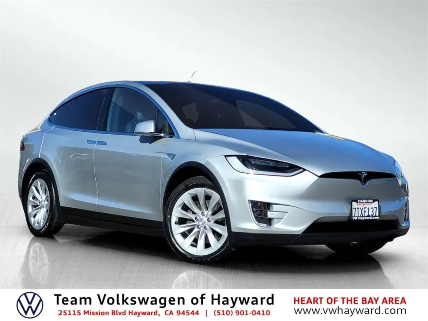 2016 Tesla Model X 90D photo 1
