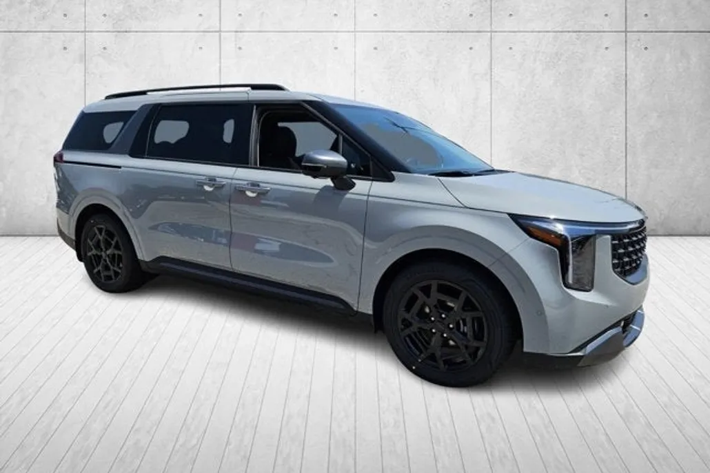 2026 Kia Carnival SX Prestige photo 1