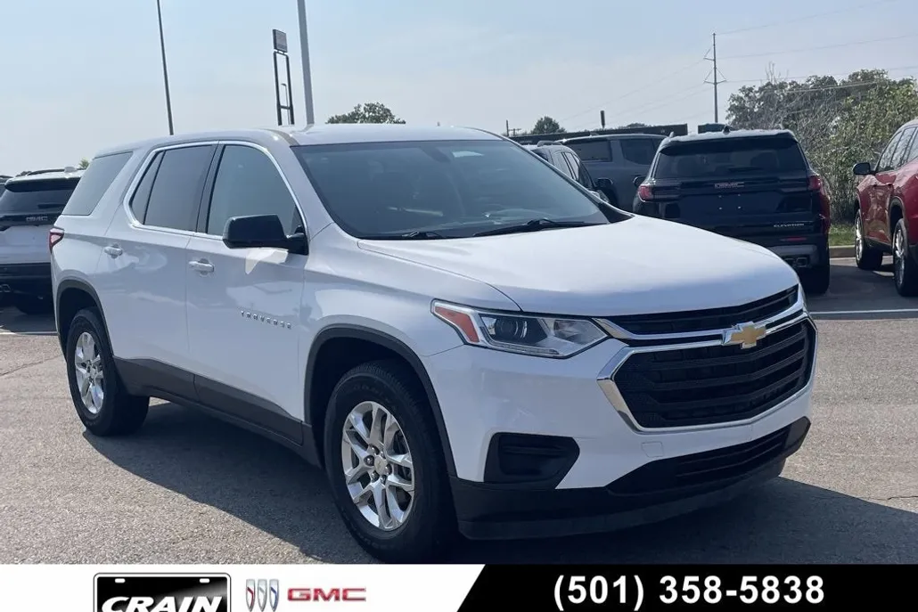 2020 Chevrolet Traverse LS photo 1