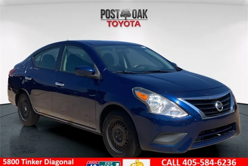 2019 Nissan Versa 1.6 SV photo 1