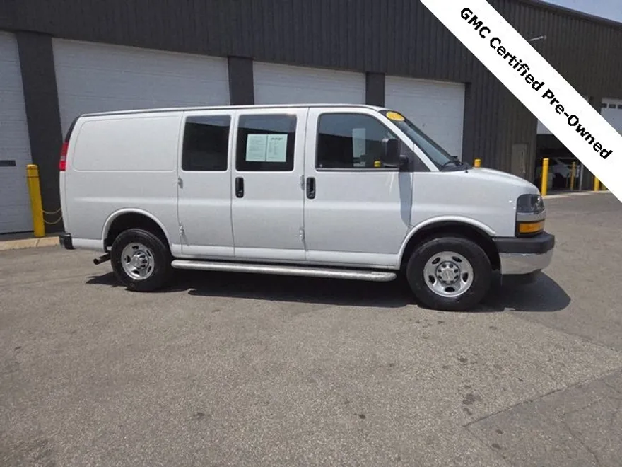 2023 Gmc Savana Cargo 2500 photo 1