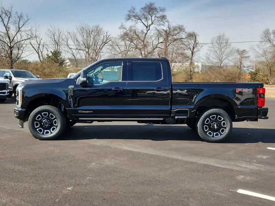 2025 Ford F-250 Platinum photo 1