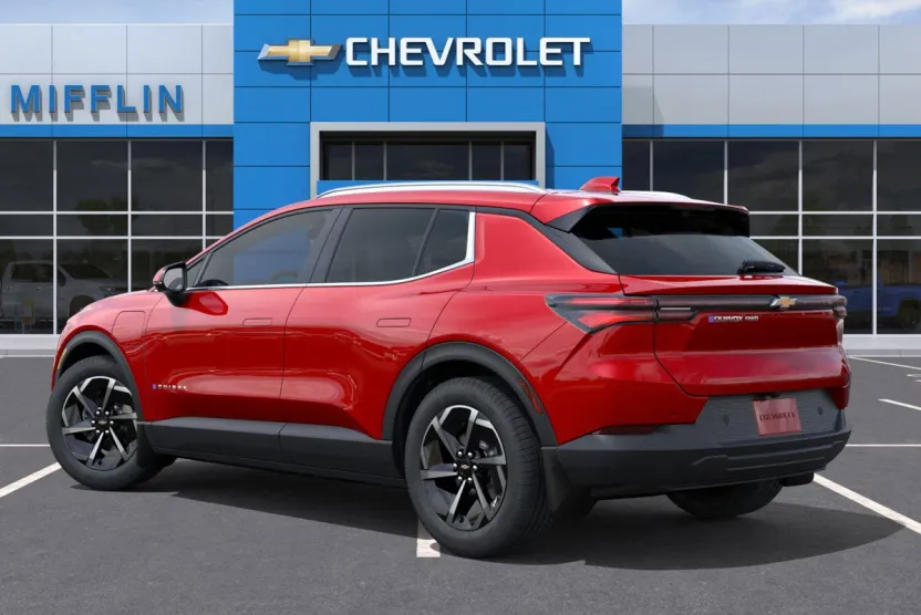 2026 Chevrolet Equinox EV 1LT photo 1