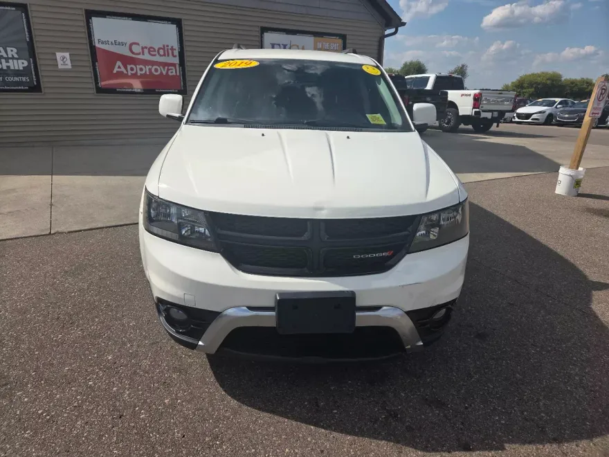 2019 Dodge Journey Crossroad photo 1