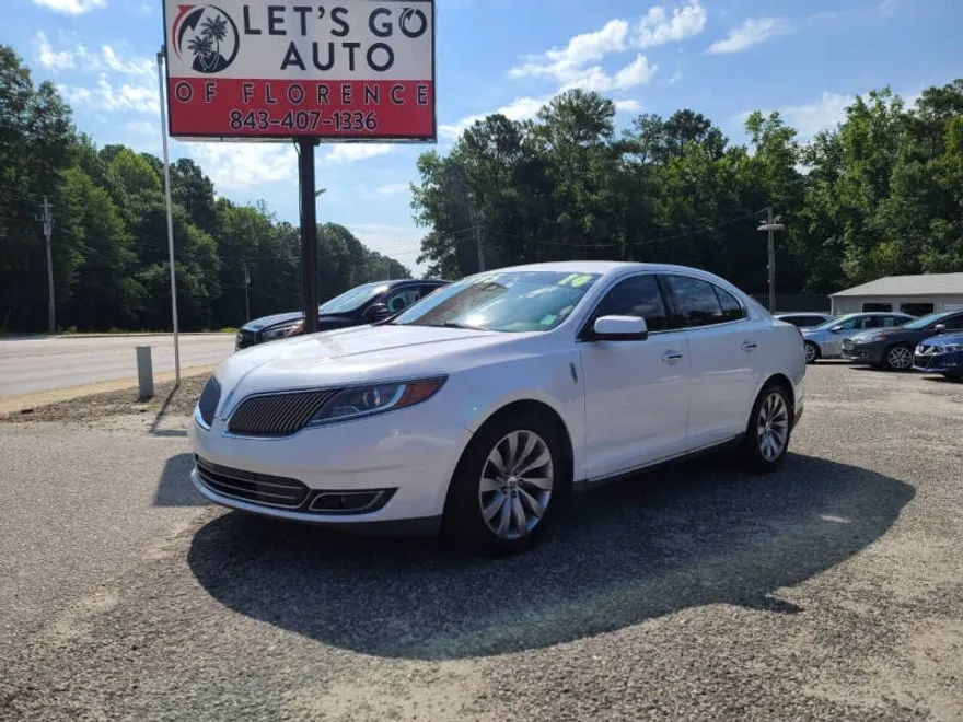2014 Lincoln MKS photo 1