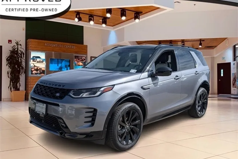 2024 Land Rover Discovery Sport SE photo 1