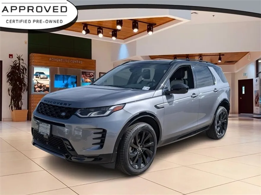 2024 Land Rover Discovery Sport SE photo 1