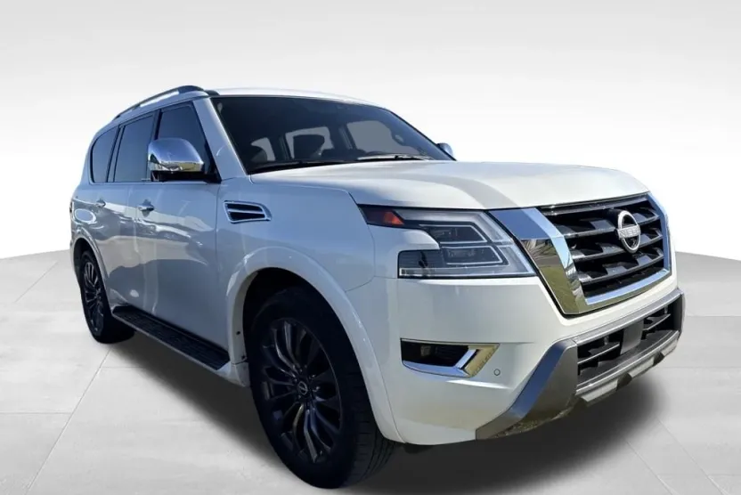 2023 Nissan Armada Platinum photo 1