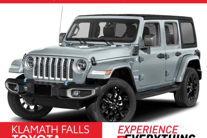 2023 Jeep Wrangler 4xe Sahara photo 1