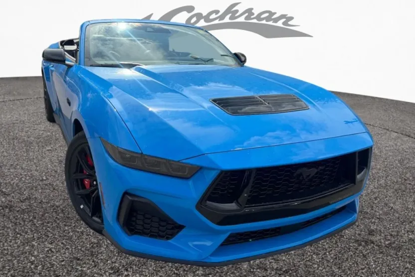 2025 Ford Mustang GT Premium Convertible photo 1