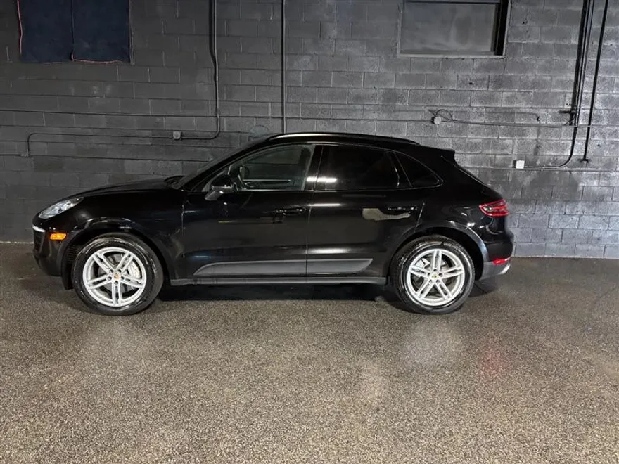 2018 Porsche Macan S photo 1