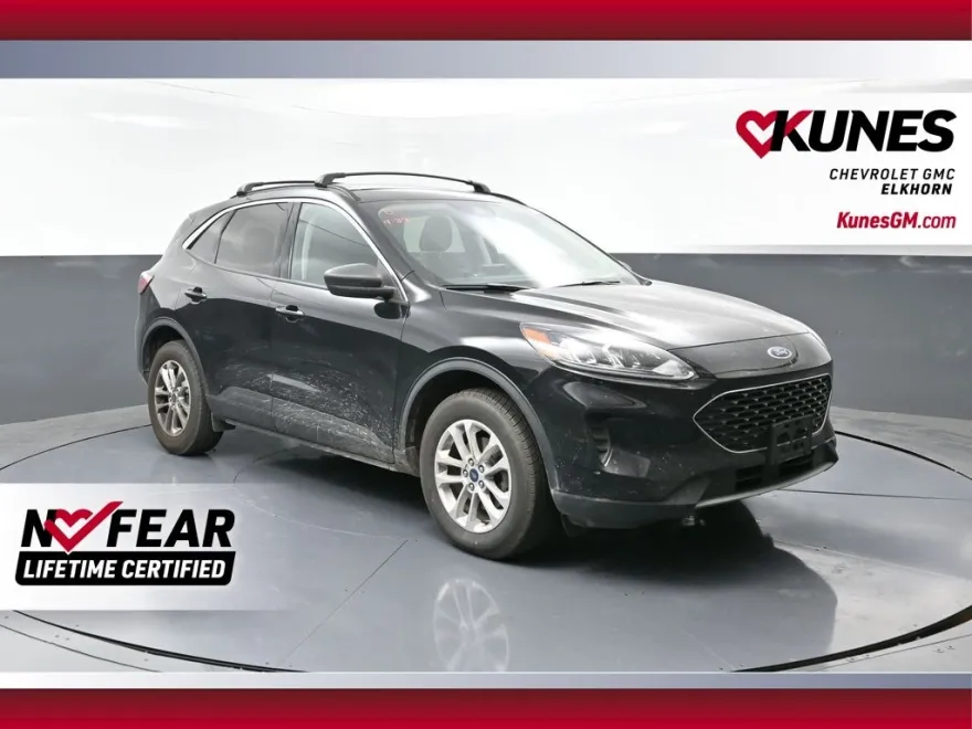 2022 Ford Escape SE photo 1