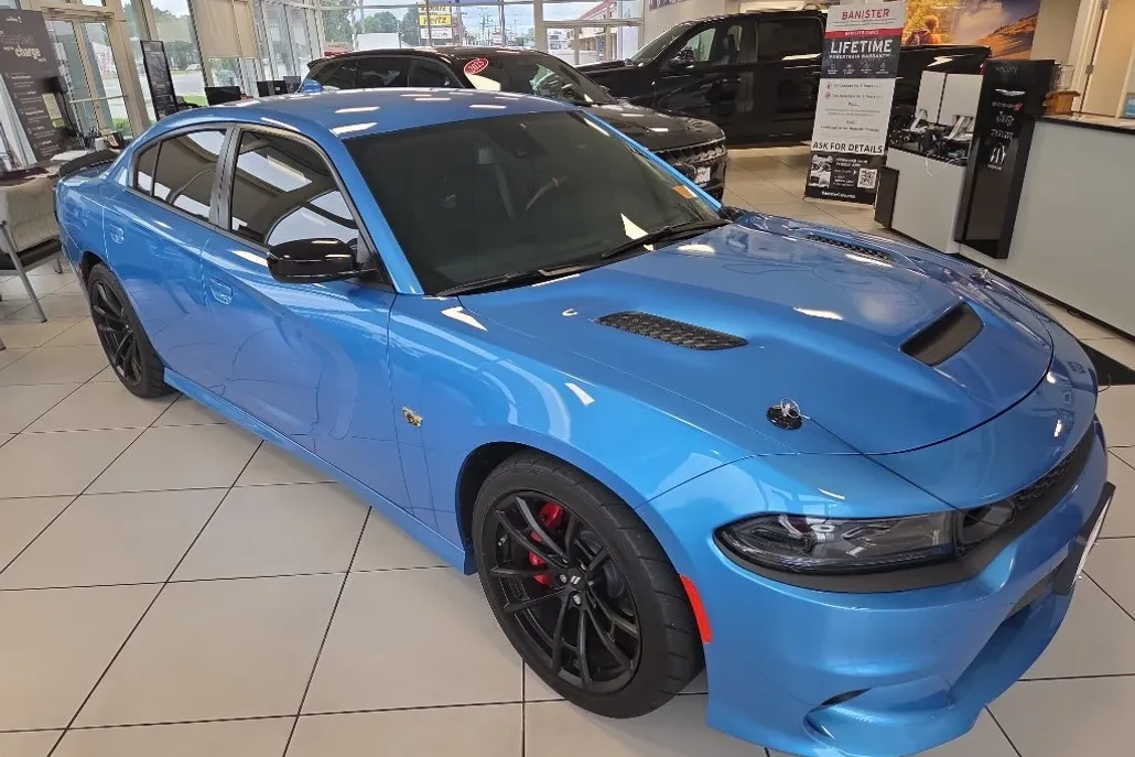 2023 Dodge Charger Super Bee Scat Pack photo 1