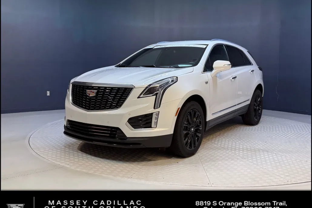 2022 Cadillac XT5 Luxury photo 1