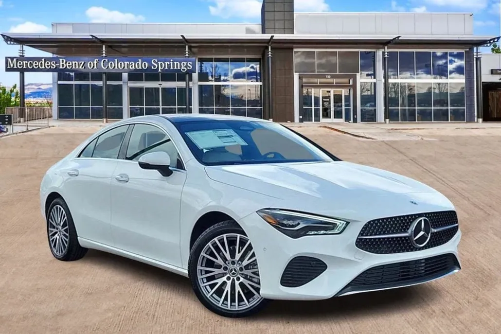 2025 Mercedes Benz CLA 250 4MATIC photo 1