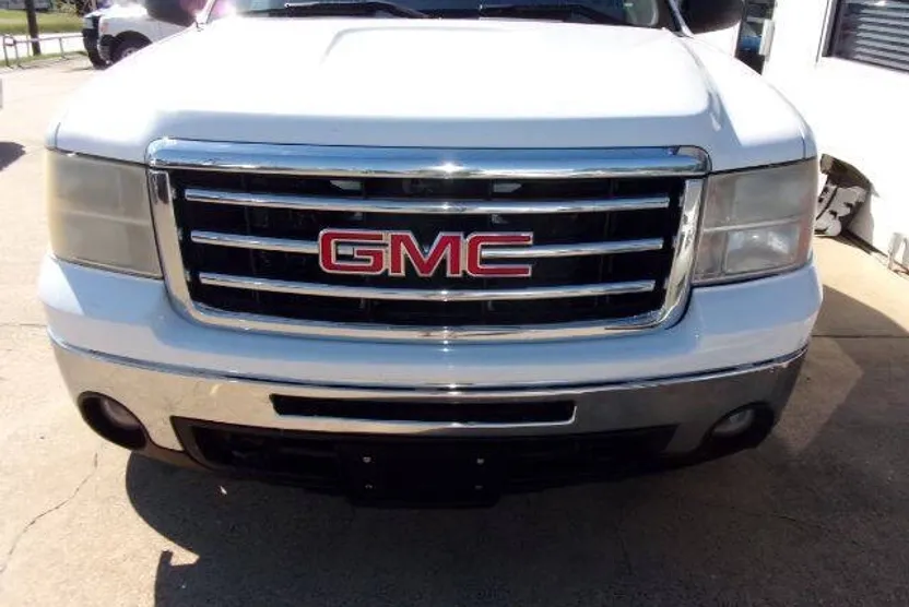 2012 Gmc Sierra 1500 SLE photo 1