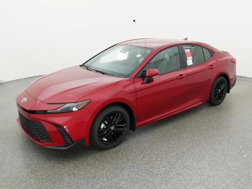 2026 Toyota Camry SE photo 1