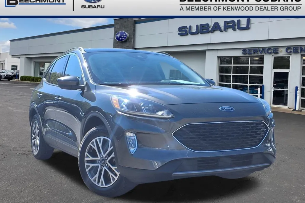 2020 Ford Escape SEL photo 1