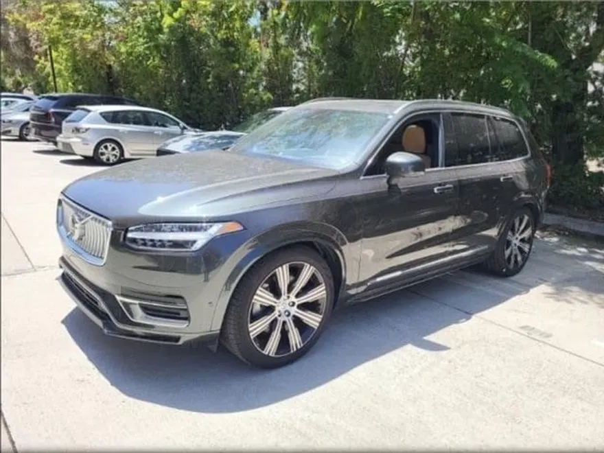 2022 Volvo XC90 Recharge T8 Inscription photo 1