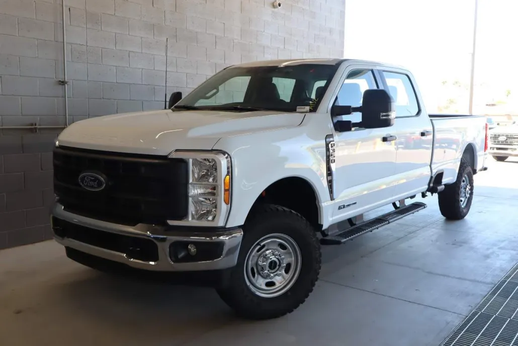 2026 Ford F-350 photo 1