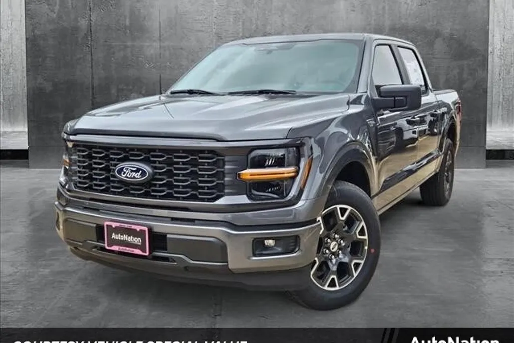 2025 Ford F-150 STX photo 1