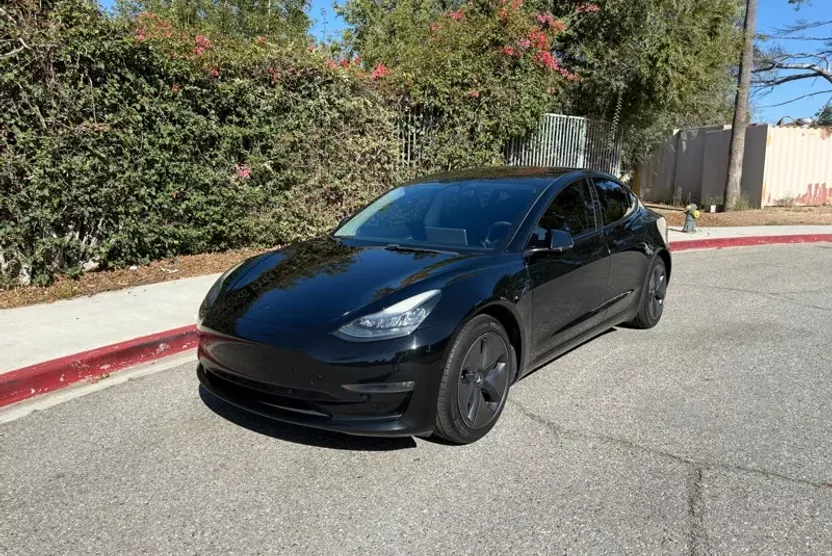 2018 Tesla Model 3 photo 1