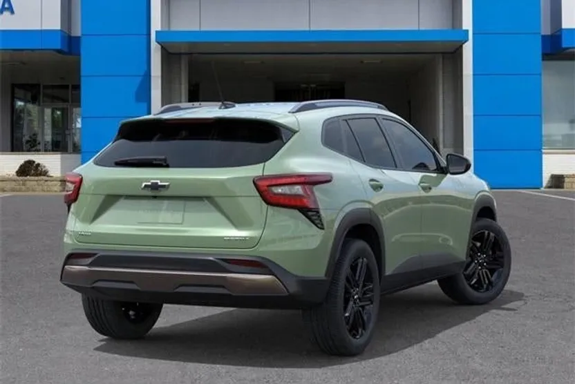 2026 Chevrolet Trax ACTIV photo 1