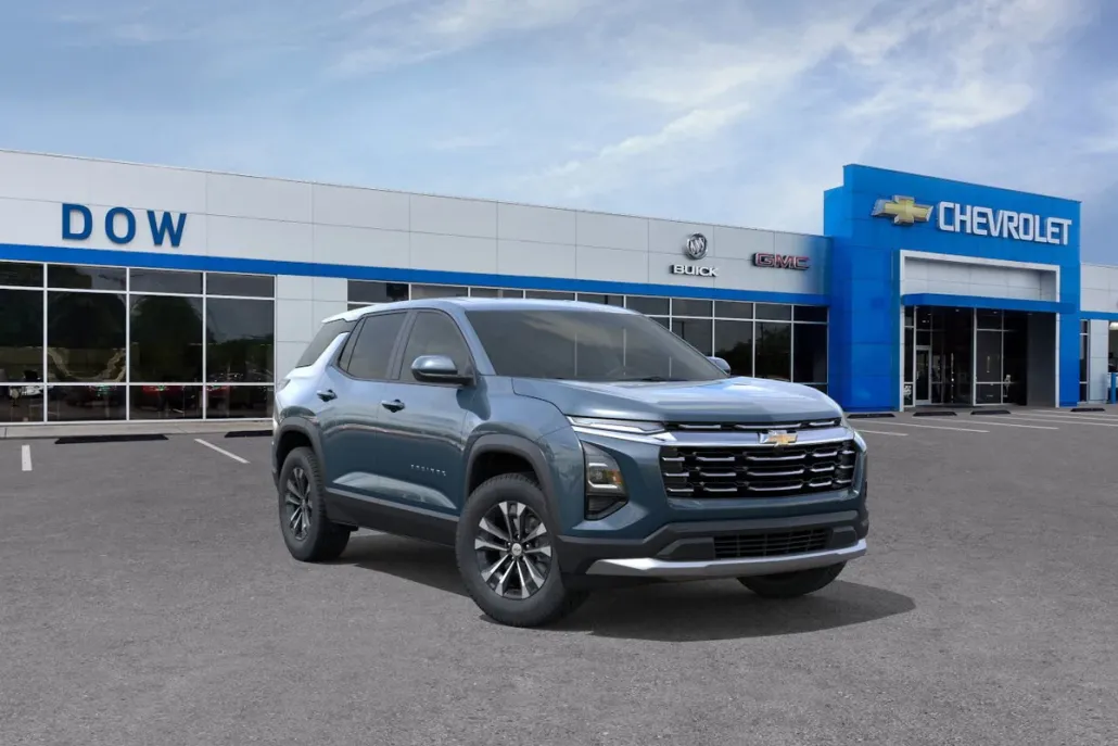 2026 Chevrolet Equinox LT photo 1