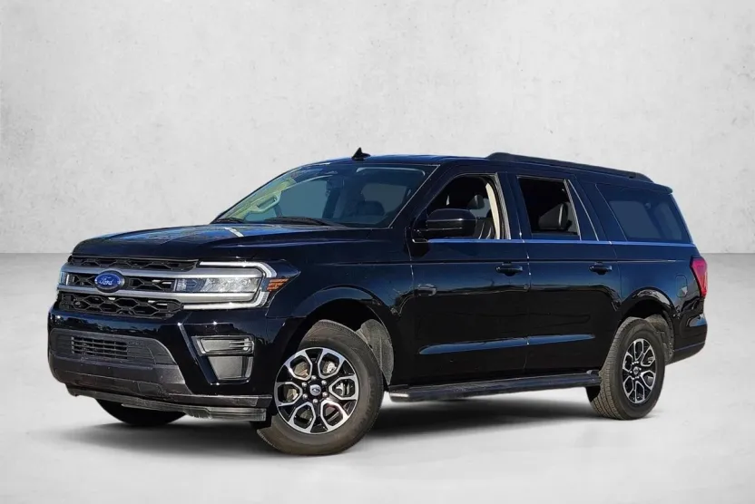 2024 Ford Expedition MAX XLT photo 1