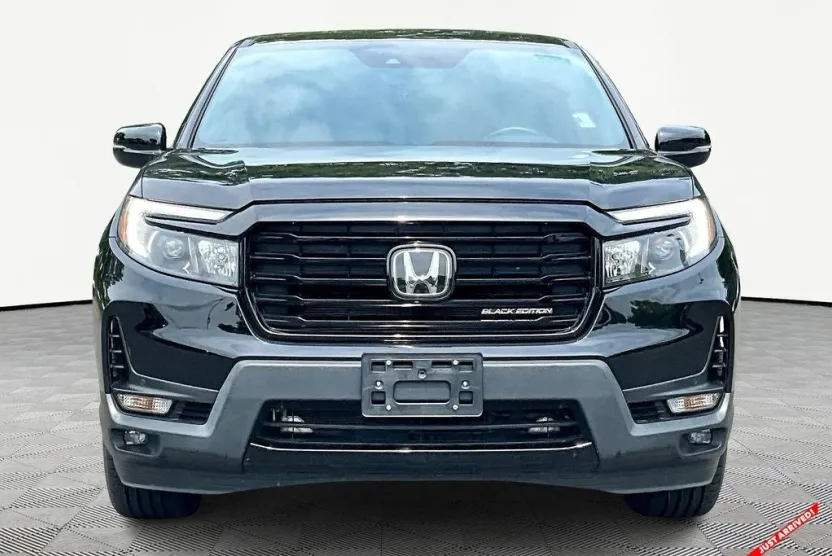 2023 Honda Ridgeline Black Edition photo 1