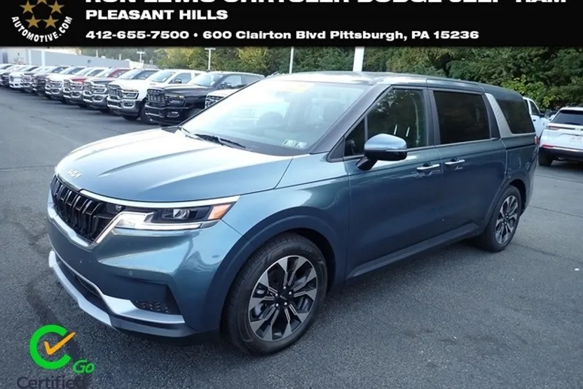 2024 Kia Carnival EX photo 1