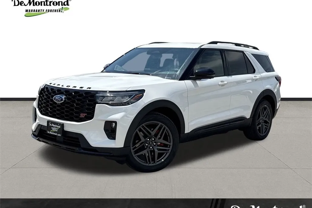 2025 Ford Explorer ST photo 1