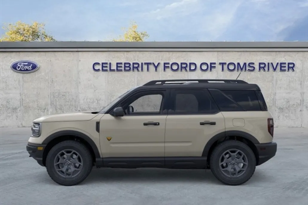 2024 Ford Bronco Sport Badlands photo 1