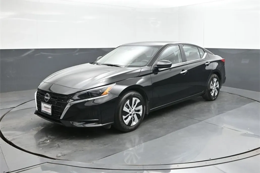 2025 Nissan Altima 2.5 S photo 1