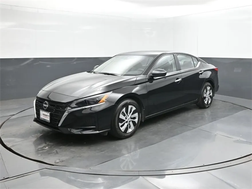 2025 Nissan Altima 2.5 S photo 1