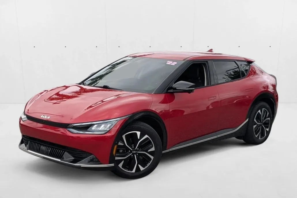 2022 Kia EV6 Wind photo 1