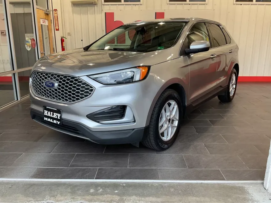 2024 Ford Edge SEL photo 1