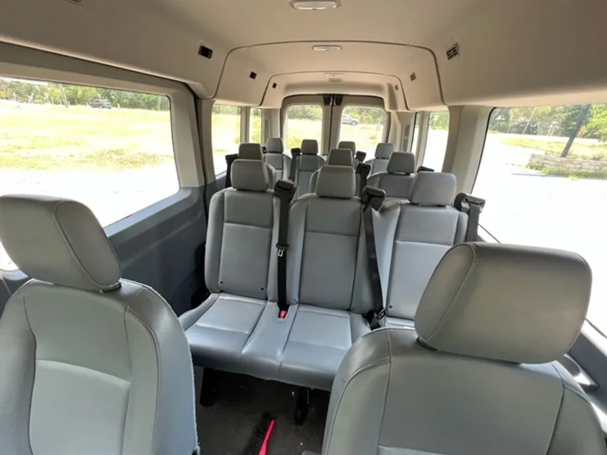 2018 Ford Transit XL photo 4