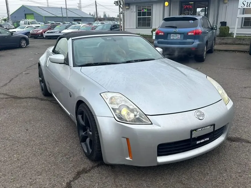 2007 Nissan 350Z Touring photo 1