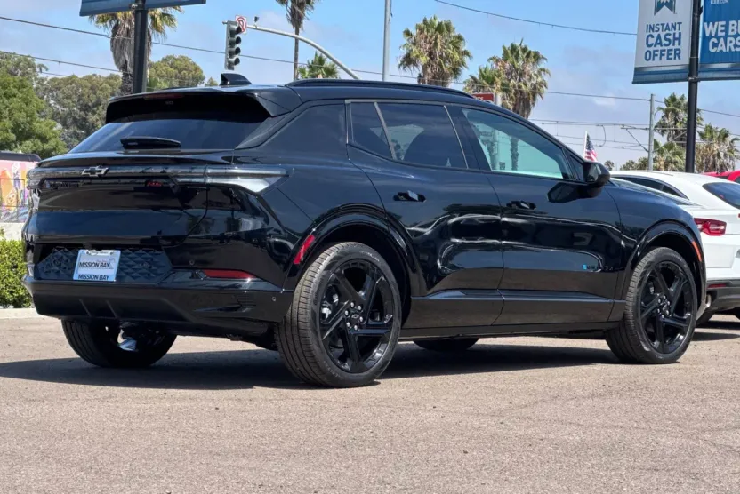 2025 Chevrolet Equinox EV 3RS photo 1