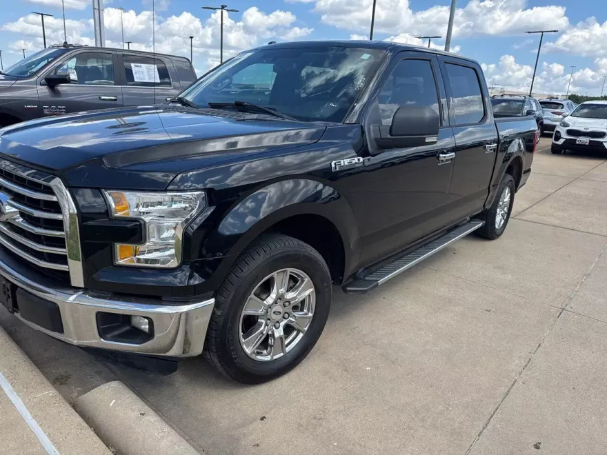 2016 Ford F-150 XLT photo 1