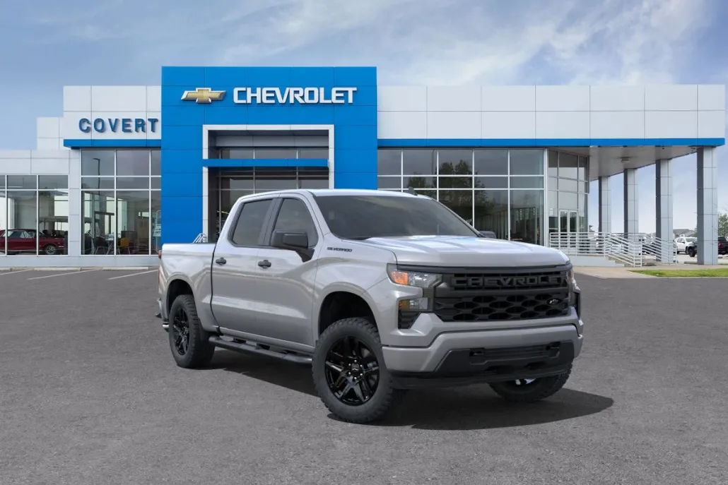 2025 Chevrolet Silverado 1500 Custom photo 1